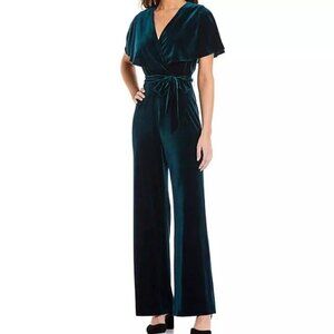 Alex Marie Capelet Cape Green Velvet V-Neck Jumpsuit Wide Leg Formal 32" Inseam